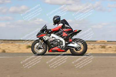 media/Nov-03-2024-TrackDaz (Sun) [[44580f4982]]/B Group/1220pm (Wheelie Bump)/